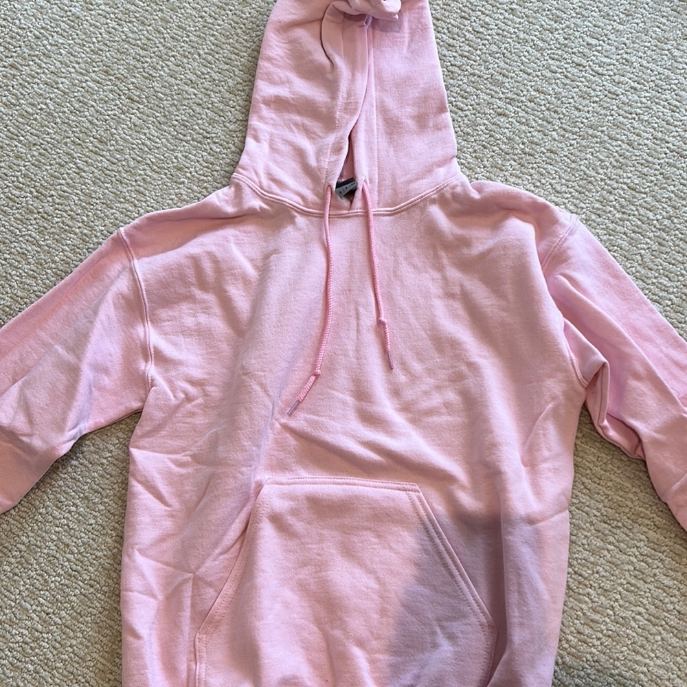 Gildan pink hoodie